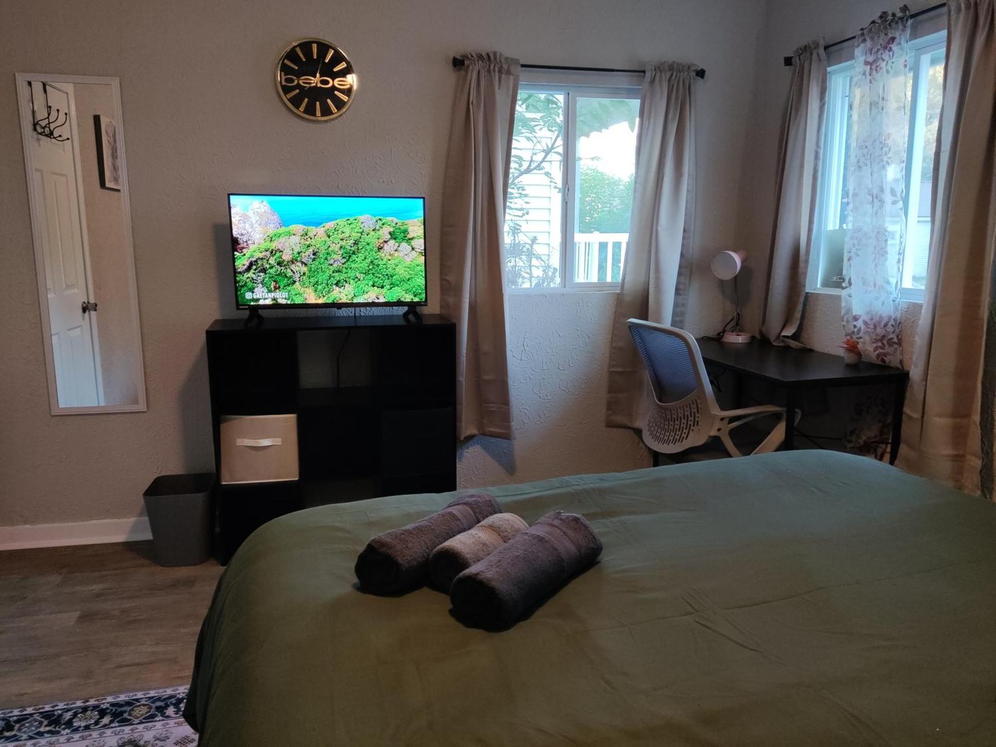 Tranquil Oasis - Private Rooms -Near Downtown Indianápolis Exterior foto